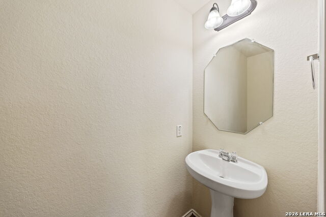 Image 16 of 33 For 2118 Pecan  