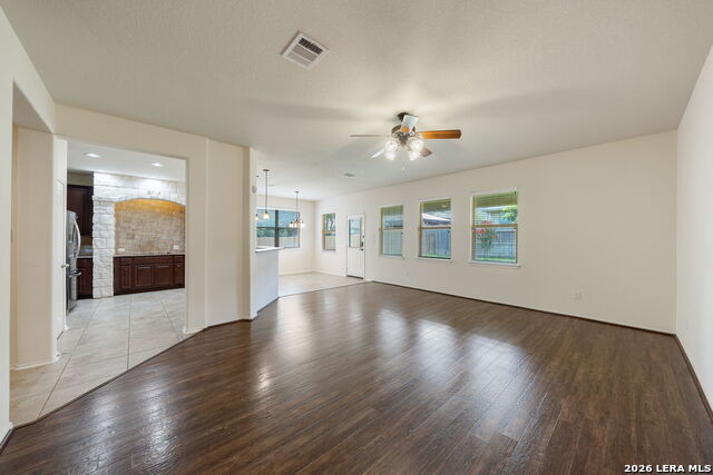 Image 6 of 33 For 2118 Pecan  