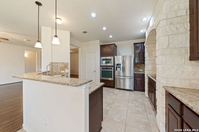 Image 9 of 33 For 2118 Pecan  