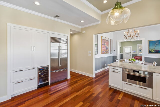 Image 12 of 33 For 130 Crofton Avenue