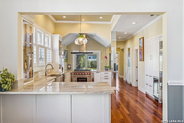 Image 13 of 33 For 130 Crofton Avenue