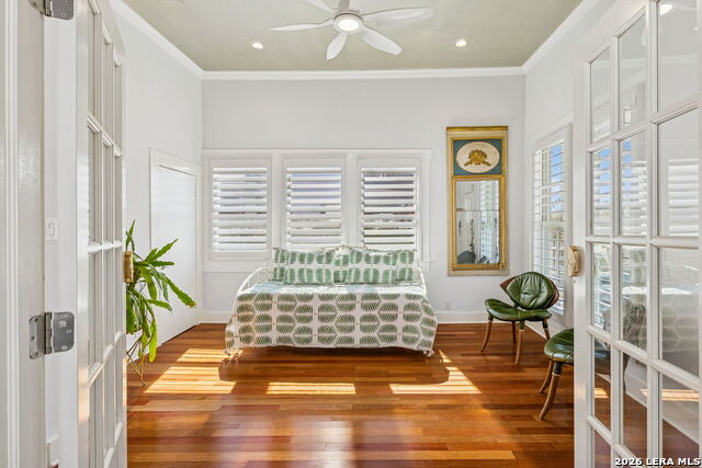 Image 14 of 33 For 130 Crofton Avenue