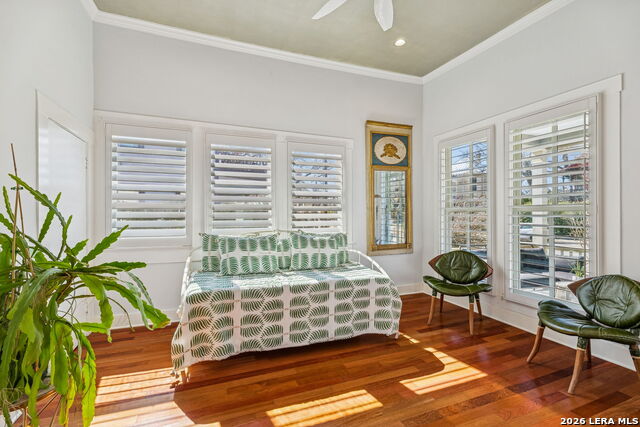 Image 15 of 33 For 130 Crofton Avenue