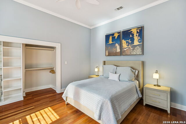 Image 17 of 33 For 130 Crofton Avenue