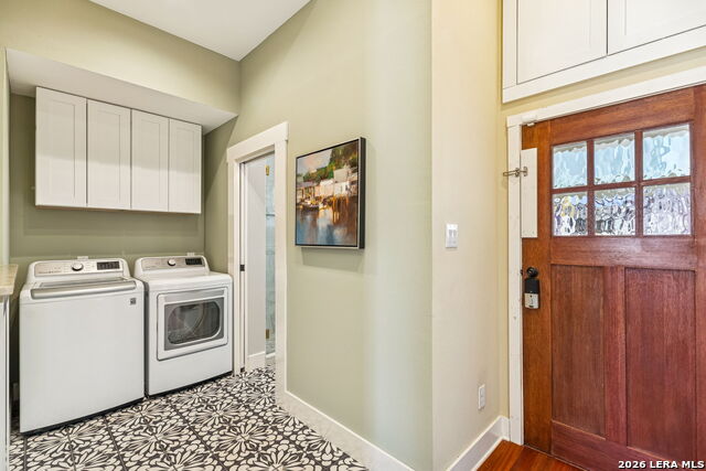 Image 20 of 33 For 130 Crofton Avenue