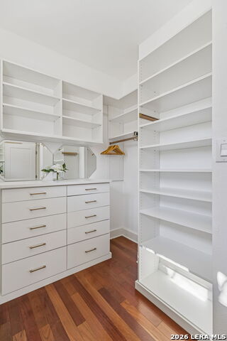 Image 29 of 33 For 130 Crofton Avenue