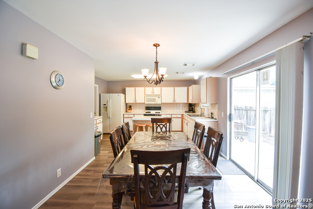 Image 15 of 44 For 10310 Mission Crk