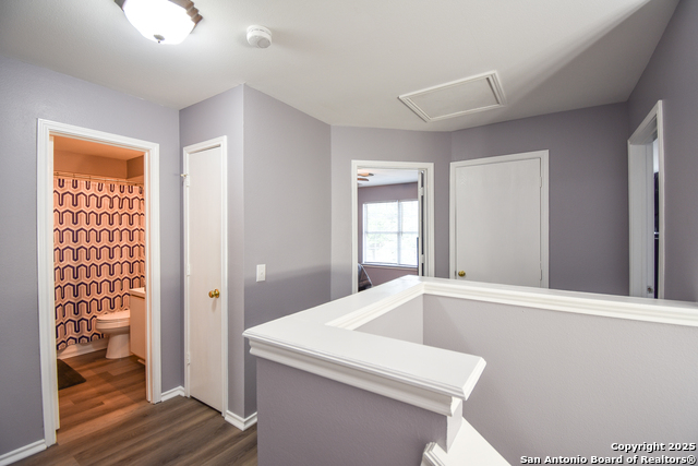 Image 23 of 44 For 10310 Mission Crk