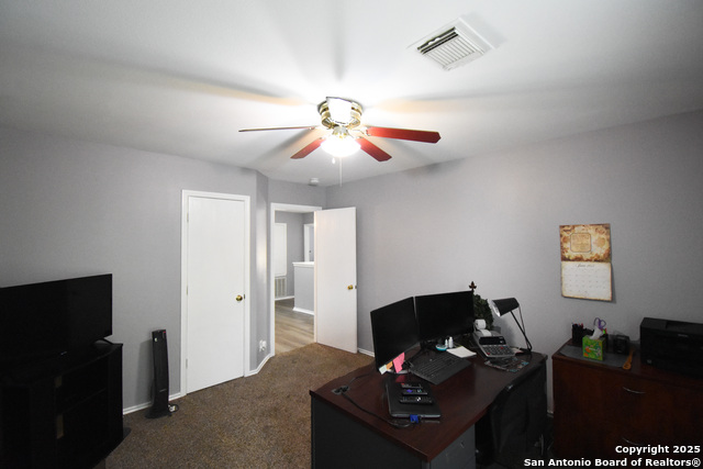 Image 29 of 44 For 10310 Mission Crk