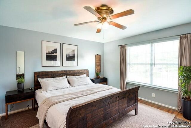 Image 30 of 44 For 10310 Mission Crk