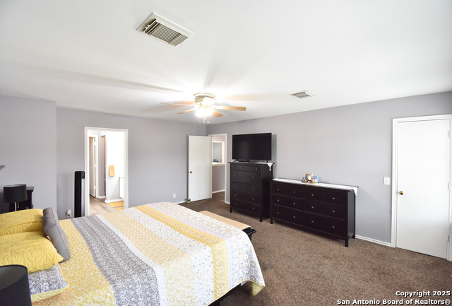 Image 36 of 44 For 10310 Mission Crk