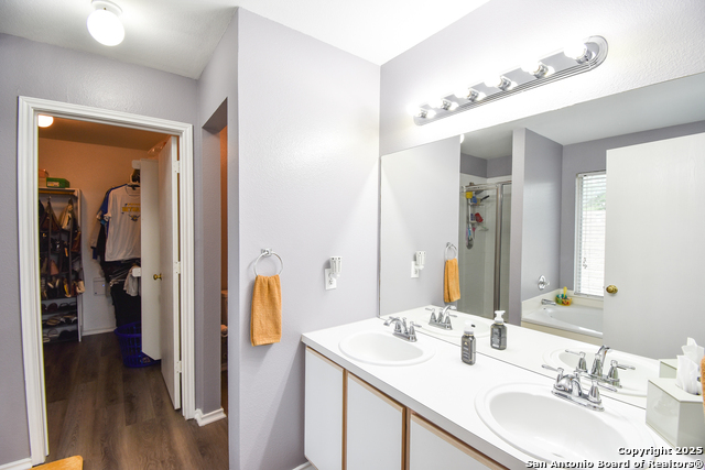 Image 37 of 44 For 10310 Mission Crk