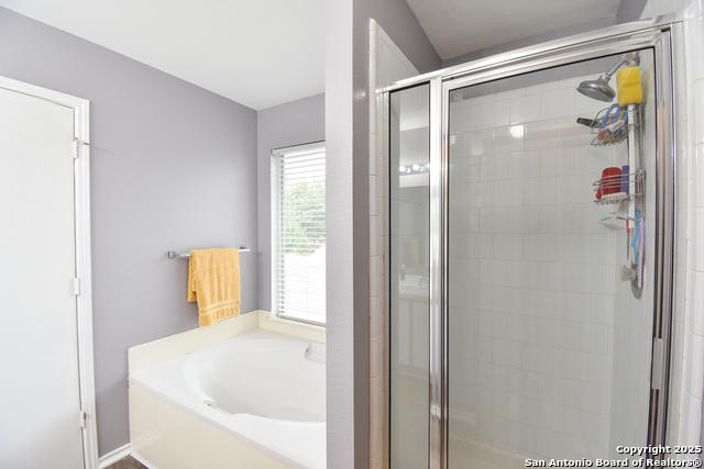 Image 40 of 44 For 10310 Mission Crk