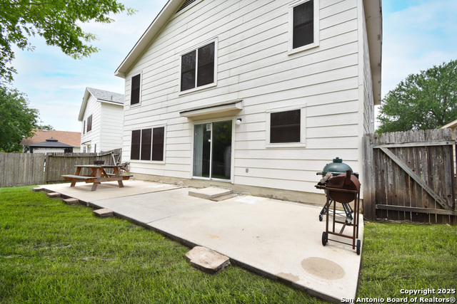 Image 42 of 44 For 10310 Mission Crk