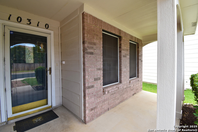 Image 6 of 44 For 10310 Mission Crk