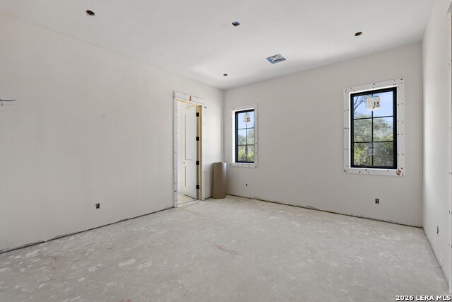 Image 17 of 41 For 107 Fortunate Son