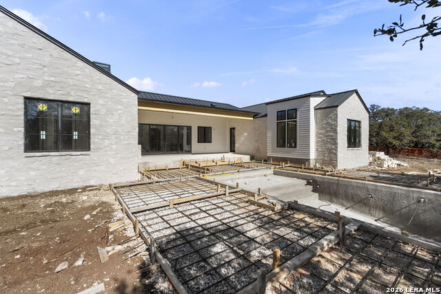 Image 24 of 41 For 107 Fortunate Son