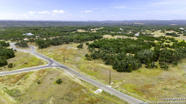 Image 7 of 19 For 701 Windmill Ridge Dr.