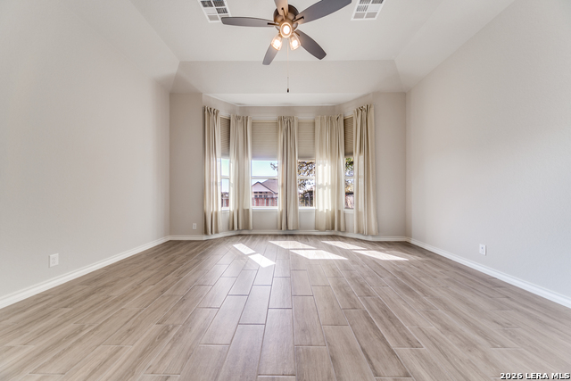 Image 17 of 31 For 3109 Skipton Park