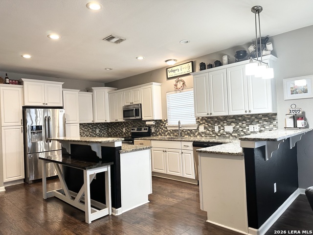 Image 6 of 11 For 542 Sanches  