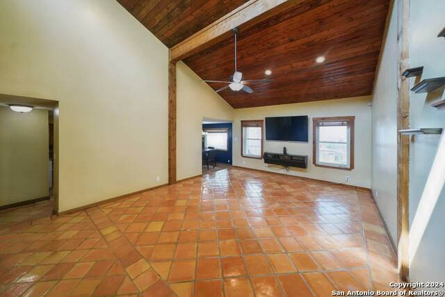 Image 12 of 44 For 16907 Springhill