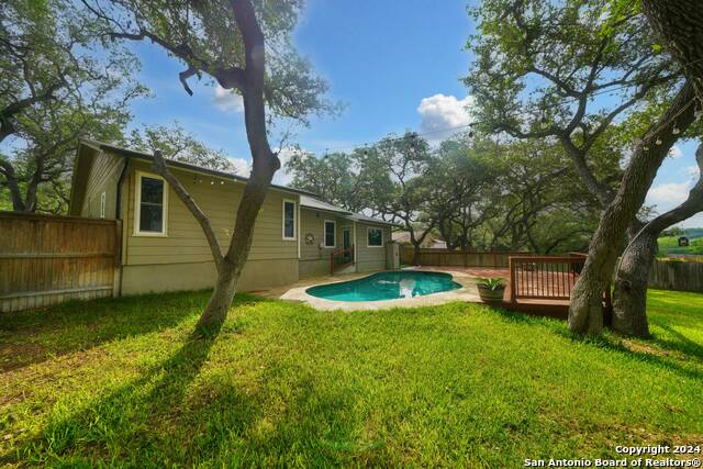 Image 42 of 44 For 16907 Springhill