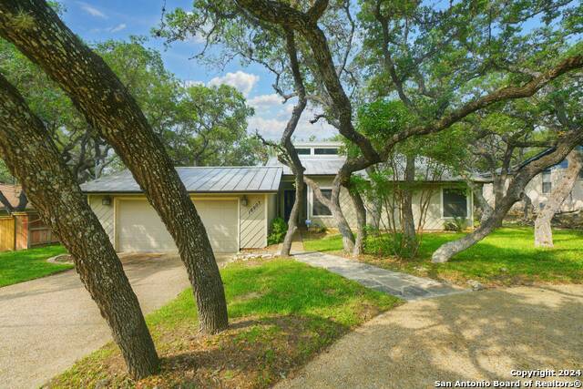 Image 7 of 44 For 16907 Springhill