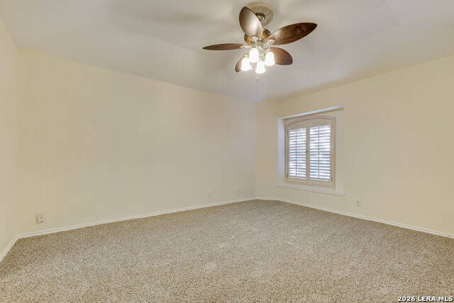 Listing photo id 12 for 16907 Redhorse