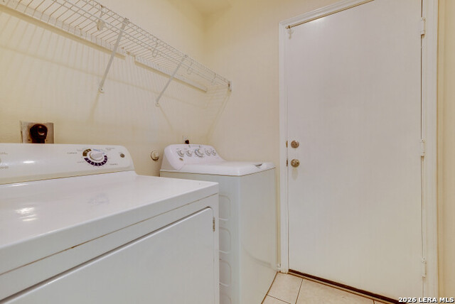 Listing photo id 22 for 16907 Redhorse