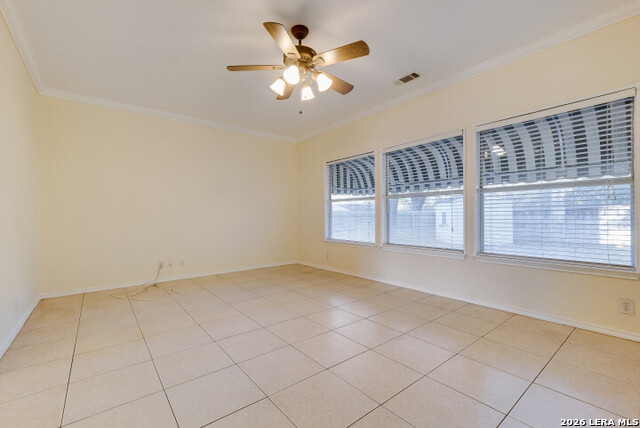 Listing photo id 2 for 16907 Redhorse