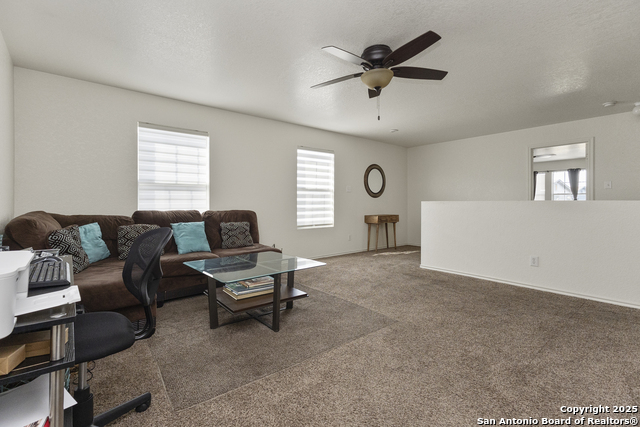 Image 13 of 30 For 707 Ridingate Farm