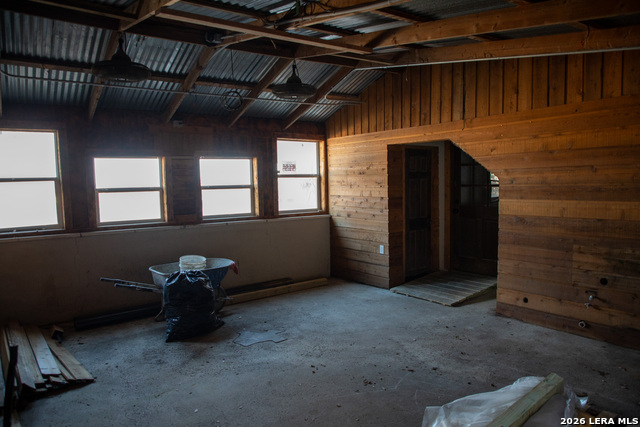 Image 18 of 21 For 5441 Fm 1102