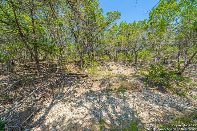 Image 30 of 50 For 371 Lake Country