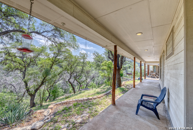 Image 12 of 51 For 270 Robinson