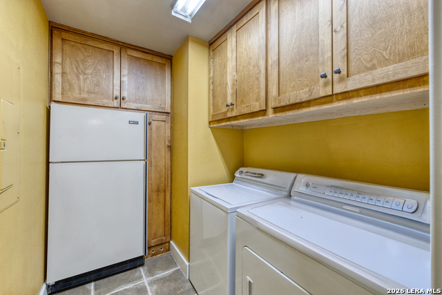 Image 27 of 51 For 270 Robinson