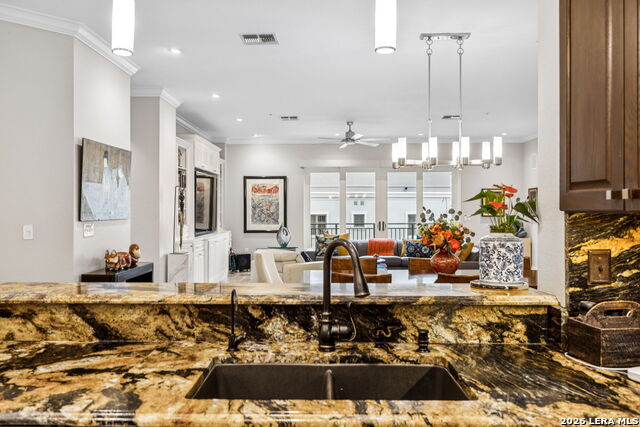 Image 10 of 44 For 230 Dwyer Ave  501