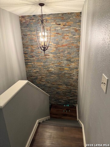 Image 14 of 17 For 309 Calgary Ave