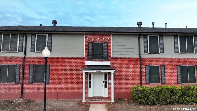 Image 4 of 17 For 309 Calgary Ave