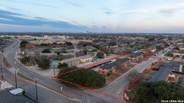 Image 7 of 17 For 309 Calgary Ave