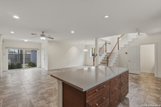 Image 6 of 26 For 623 Leigh St