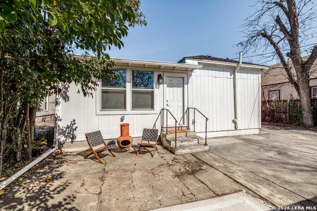 Image 23 of 25 For 1830 Magnolia W