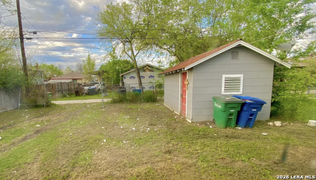 Image 9 of 9 For 433 Kayton  