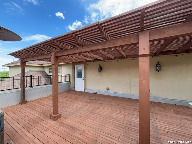 Image 43 of 55 For 5921 Whitby Rd  102