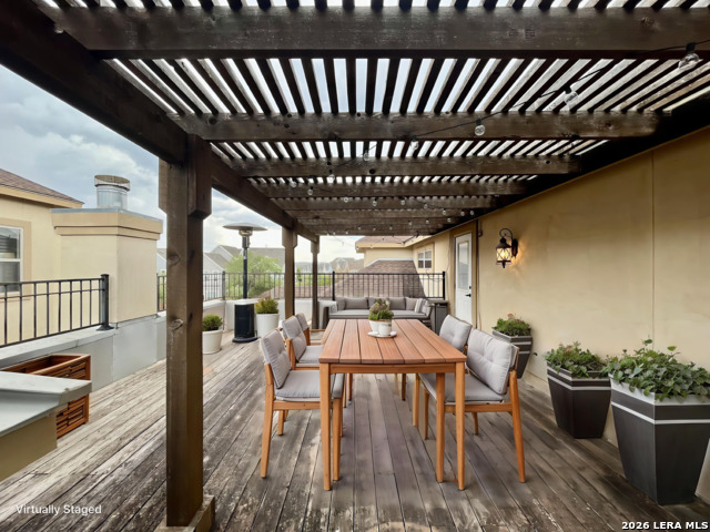 Image 5 of 55 For 5921 Whitby Rd  102