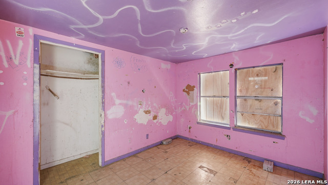 Image 11 of 20 For 510 Volunteer