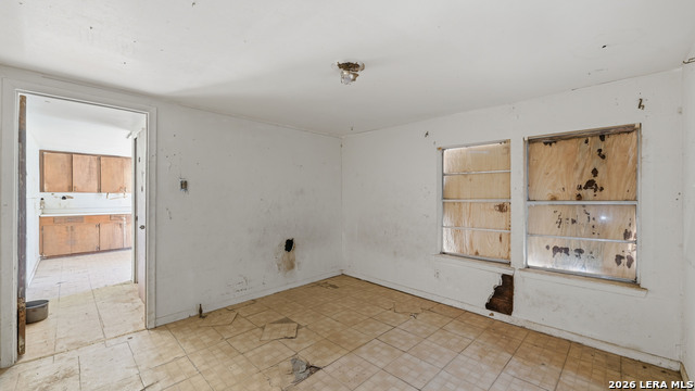 Image 7 of 20 For 510 Volunteer