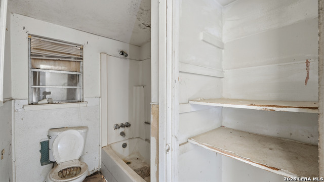 Image 9 of 20 For 510 Volunteer