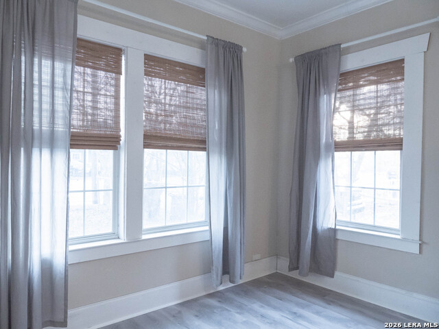 Image 4 of 27 For 1725 Craig W