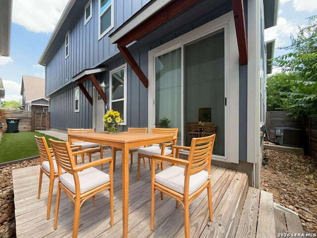 Image 6 of 40 For 1511 Sandalwood E 11