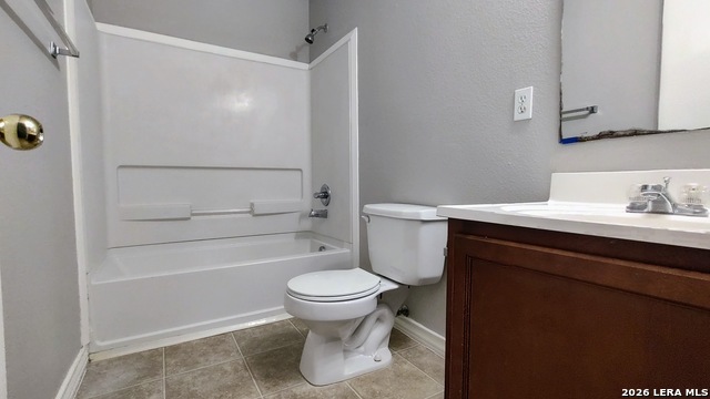 Image 14 of 14 For 5003 Summit Wood  4